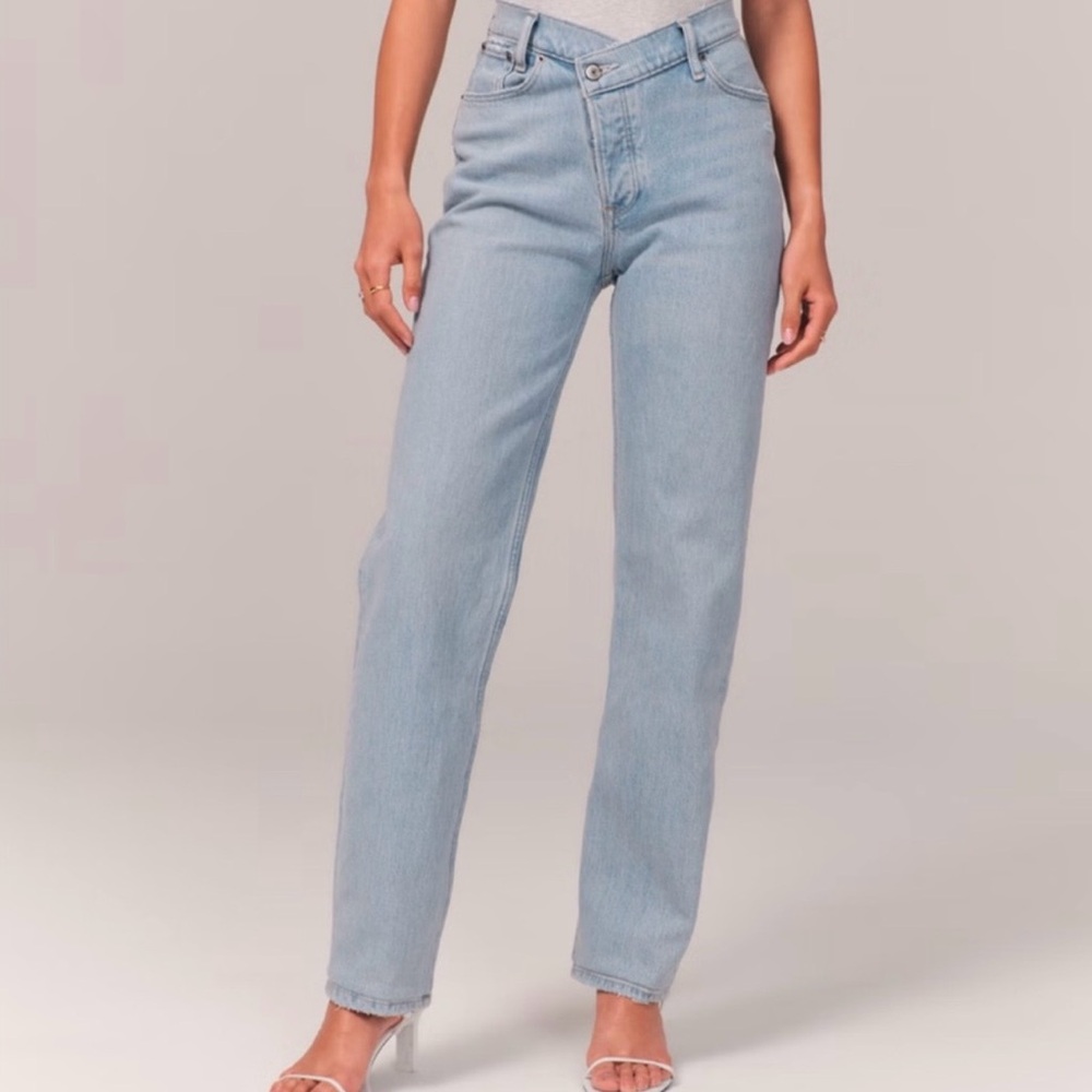 Abercrombie High Ride Dad Jean